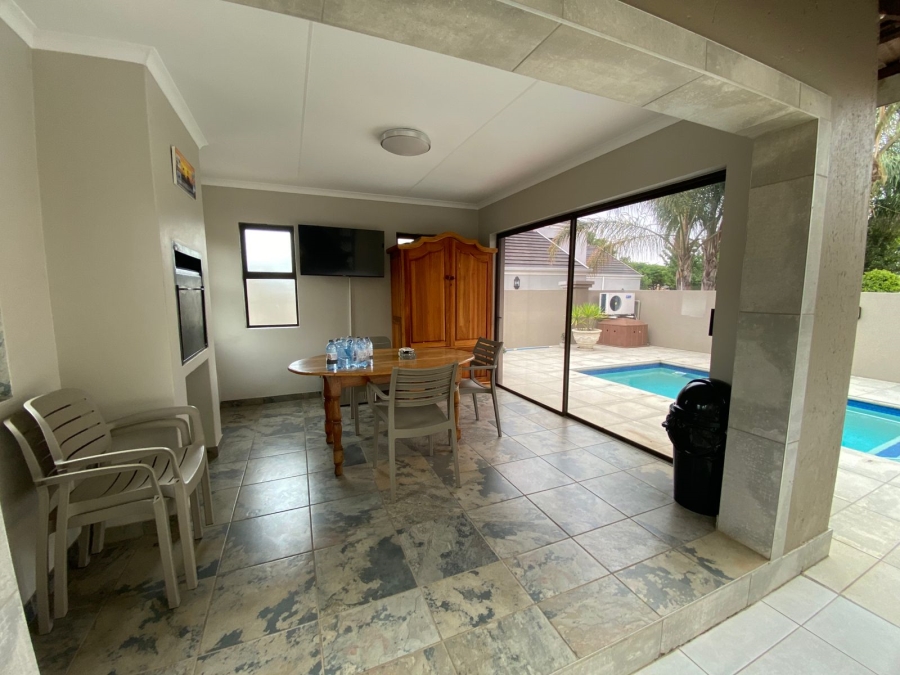 3 Bedroom Property for Sale in Greenstone Hill Gauteng