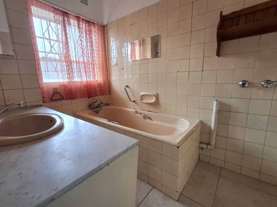 2 Bedroom Property for Sale in Benoni Central Gauteng