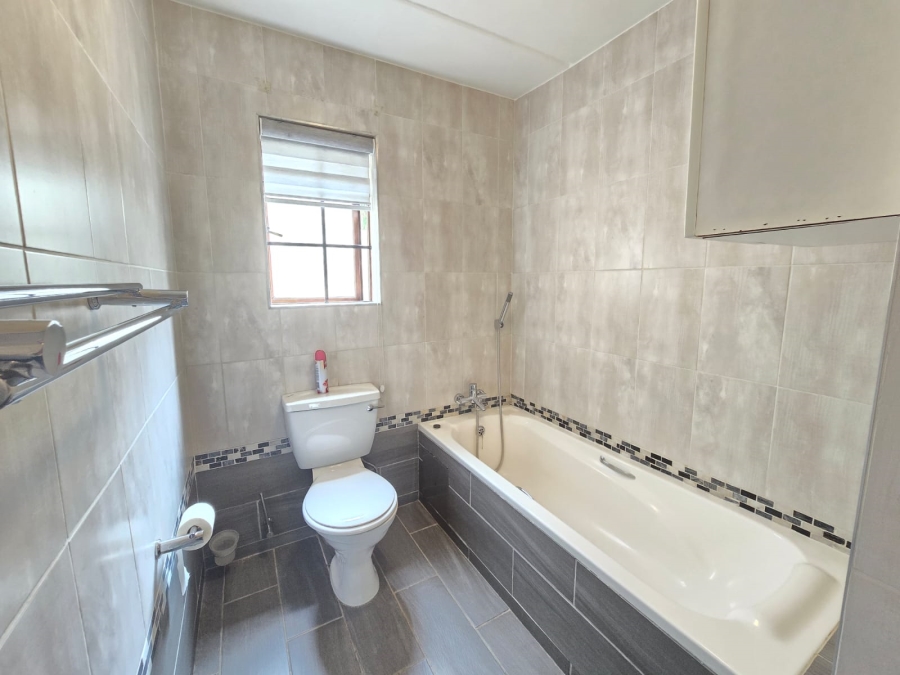 3 Bedroom Property for Sale in Bedford Gardens Gauteng