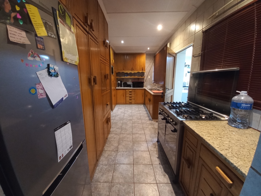 3 Bedroom Property for Sale in Croydon Gauteng