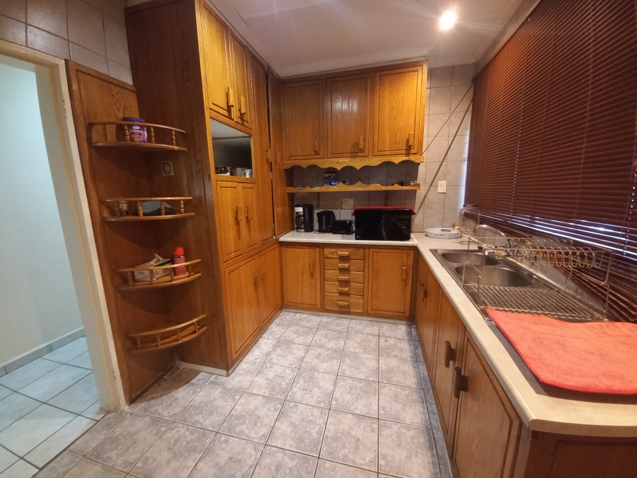 3 Bedroom Property for Sale in Croydon Gauteng