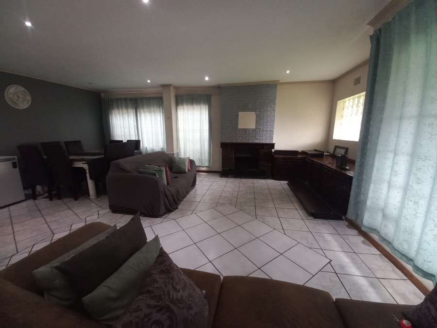 3 Bedroom Property for Sale in Croydon Gauteng