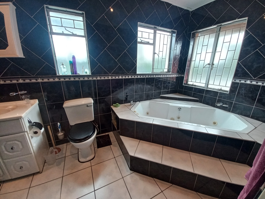 3 Bedroom Property for Sale in Croydon Gauteng