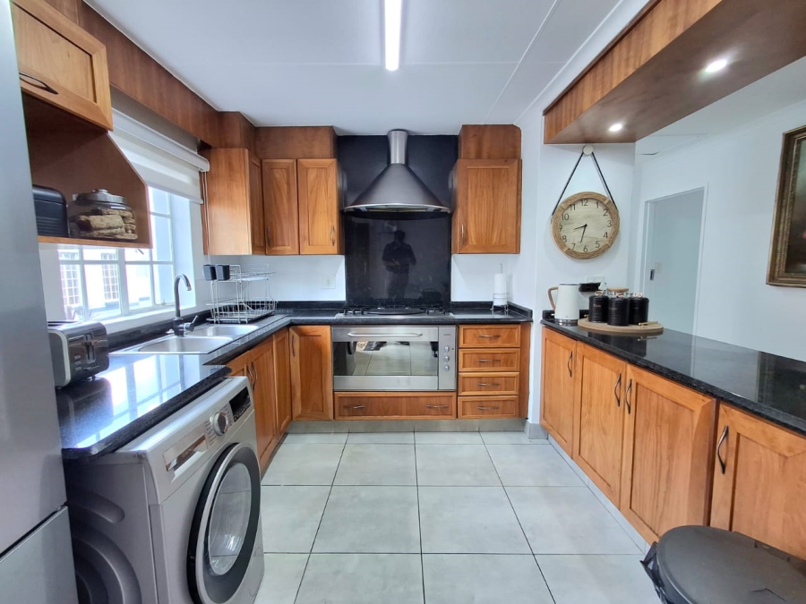 2 Bedroom Property for Sale in Eden Glen Gauteng