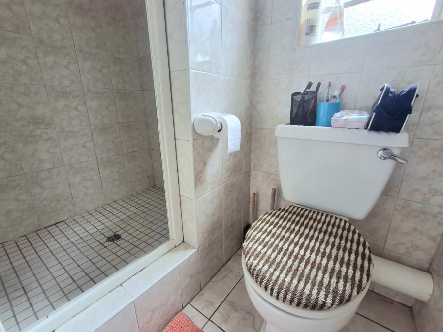 2 Bedroom Property for Sale in Eden Glen Gauteng