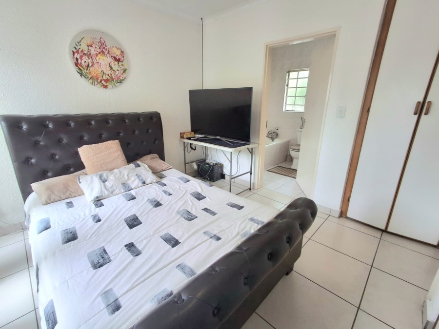 2 Bedroom Property for Sale in Eden Glen Gauteng