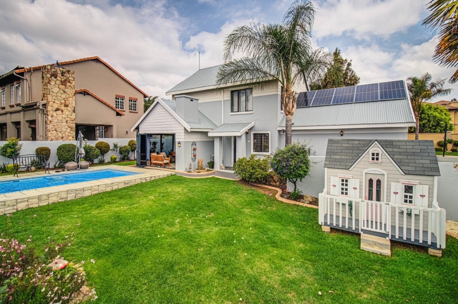 3 Bedroom Property for Sale in Greenstone Hill Gauteng