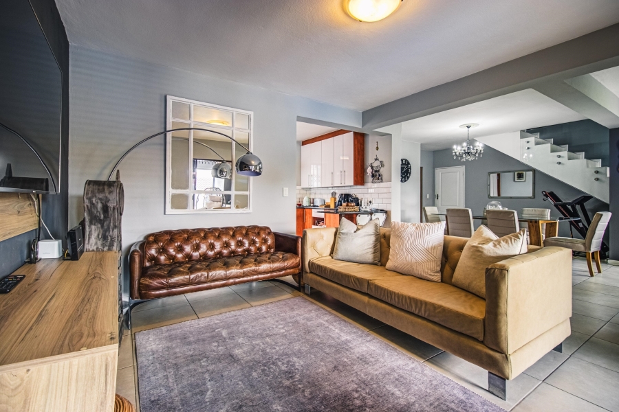 3 Bedroom Property for Sale in Greenstone Hill Gauteng