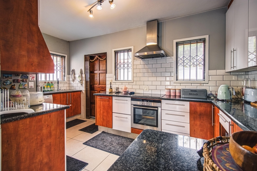 3 Bedroom Property for Sale in Greenstone Hill Gauteng