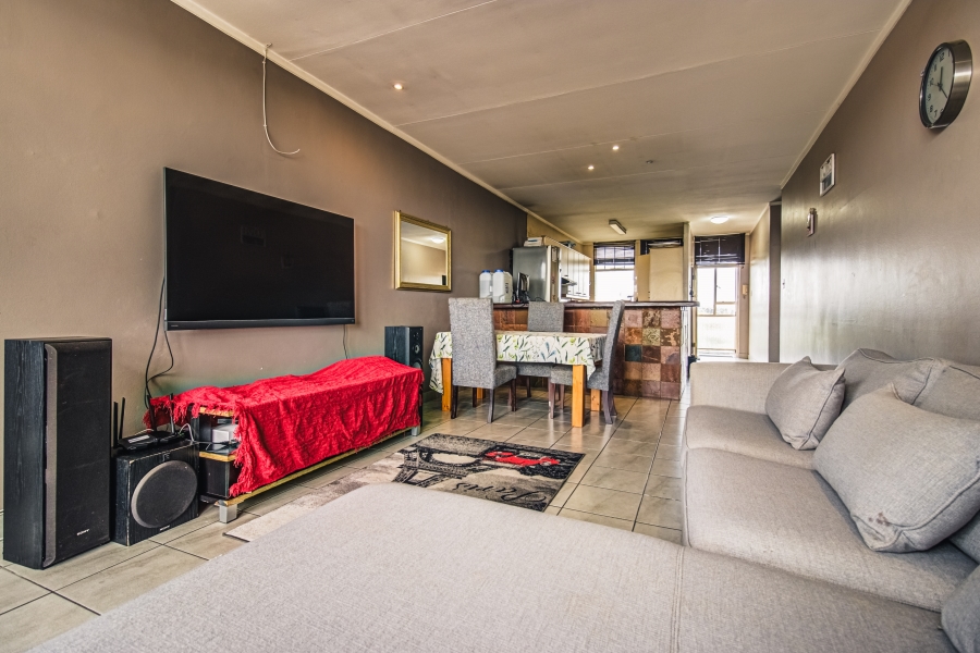 2 Bedroom Property for Sale in Dowerglen Gauteng