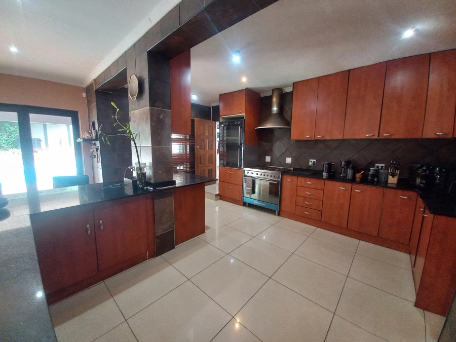 5 Bedroom Property for Sale in Croydon Gauteng