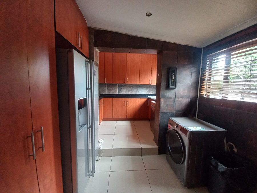 5 Bedroom Property for Sale in Croydon Gauteng