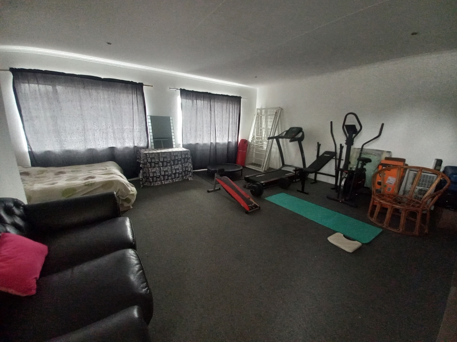 5 Bedroom Property for Sale in Croydon Gauteng