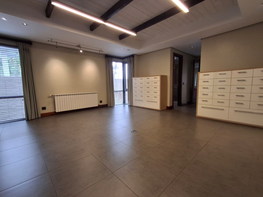 3 Bedroom Property for Sale in Bedfordview Gauteng