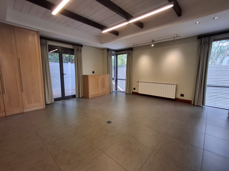 3 Bedroom Property for Sale in Bedfordview Gauteng