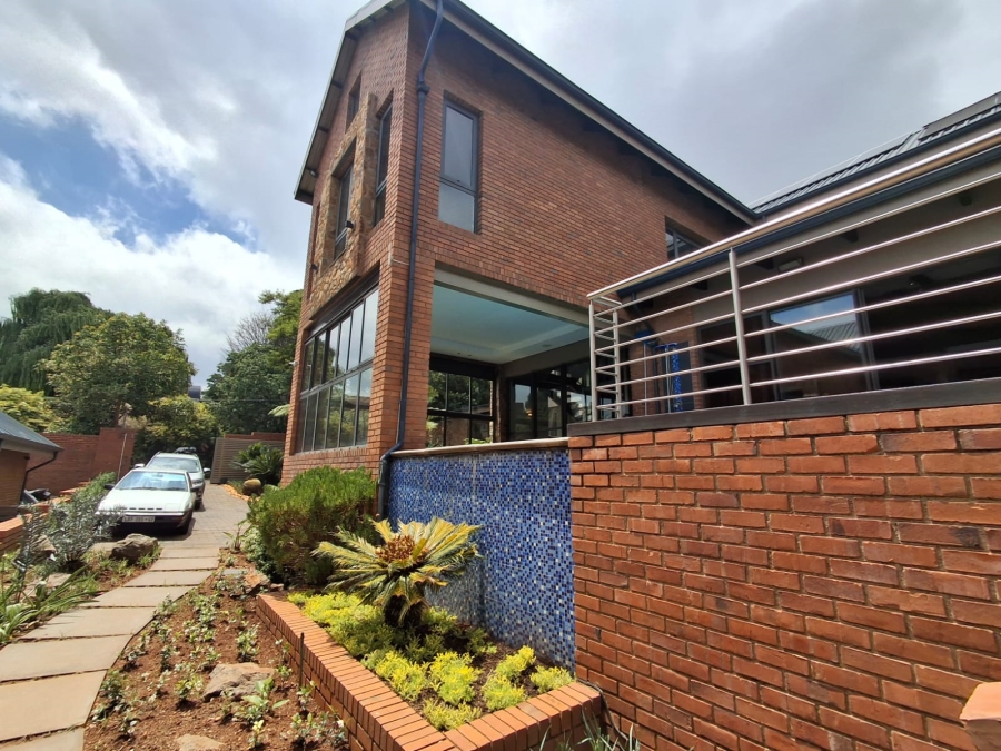 3 Bedroom Property for Sale in Bedfordview Gauteng