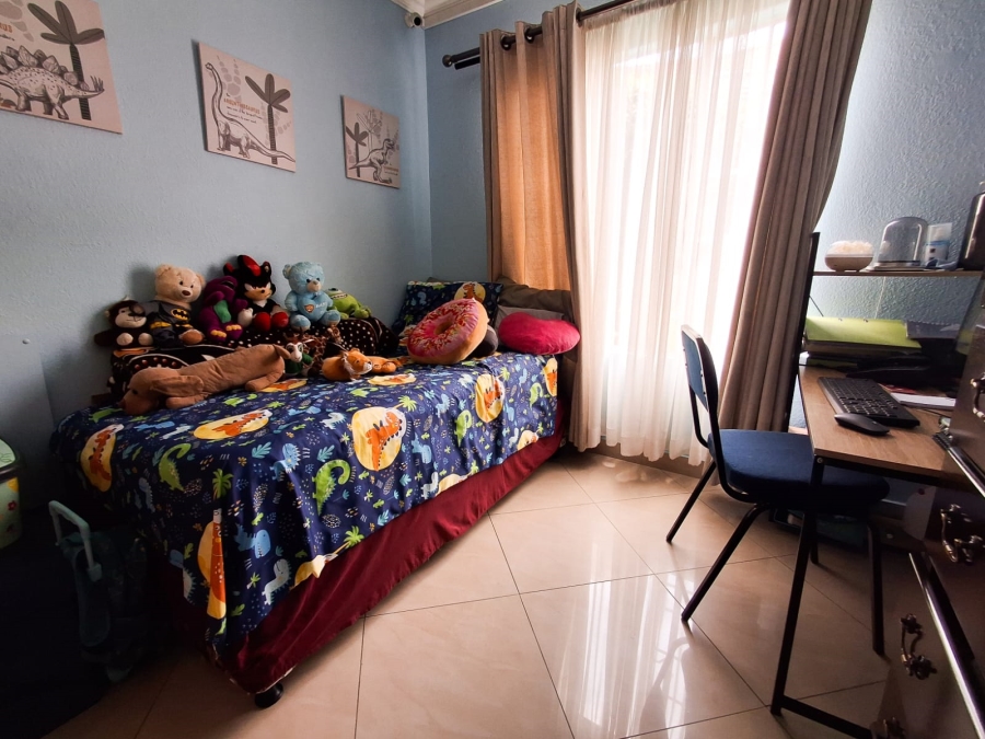 2 Bedroom Property for Sale in Eden Glen Gauteng