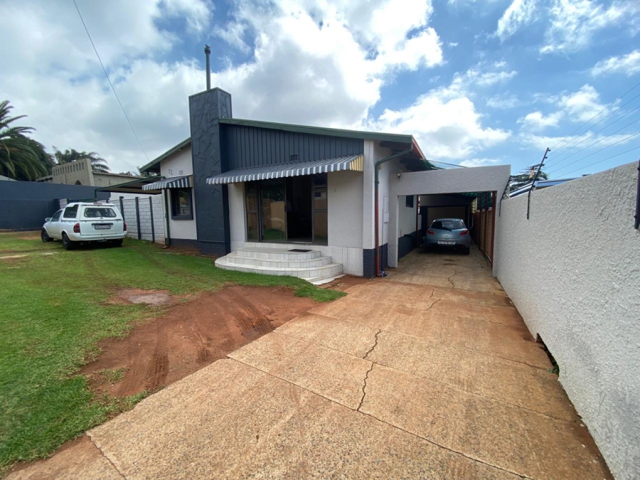 3 Bedroom Property for Sale in Dawnview Gauteng