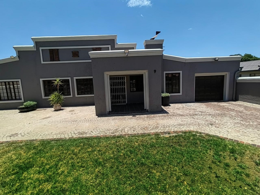 4 Bedroom Property for Sale in Vanderbijlpark SW 1 Gauteng
