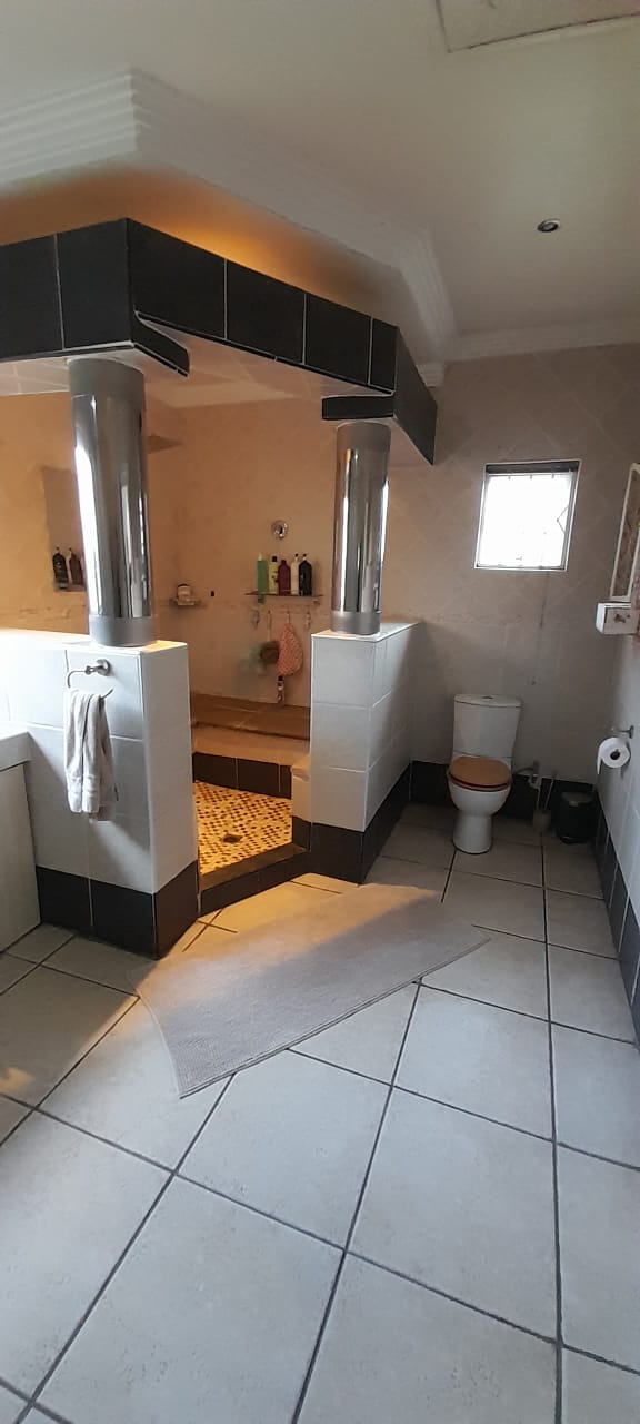 4 Bedroom Property for Sale in Vanderbijlpark SW 1 Gauteng