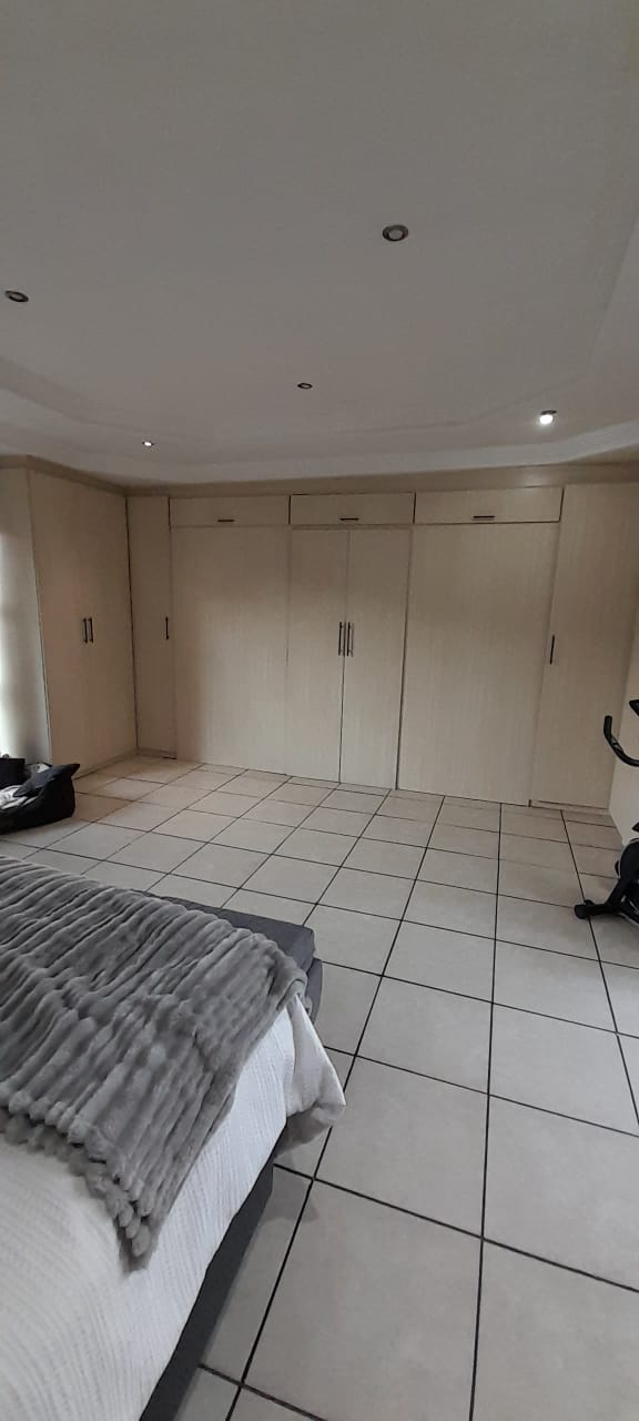 4 Bedroom Property for Sale in Vanderbijlpark SW 1 Gauteng