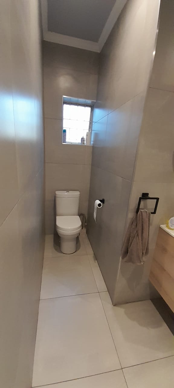 4 Bedroom Property for Sale in Vanderbijlpark SW 1 Gauteng