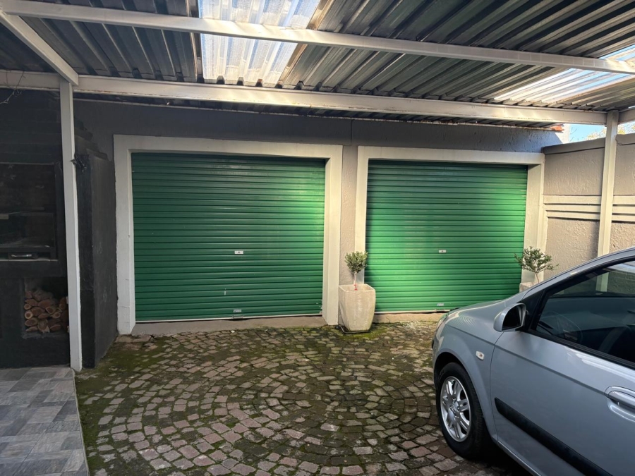 4 Bedroom Property for Sale in Vanderbijlpark SW 1 Gauteng