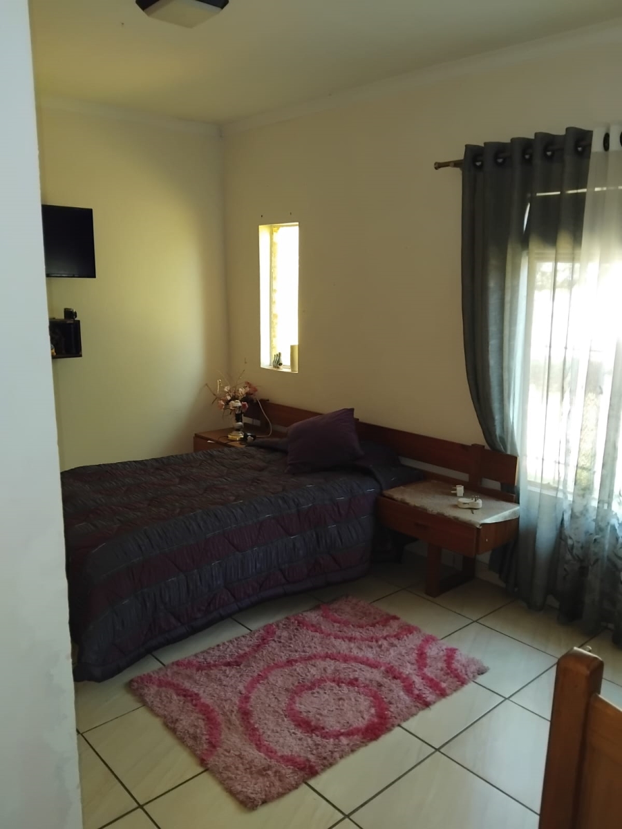 4 Bedroom Property for Sale in Mullerstuine Gauteng