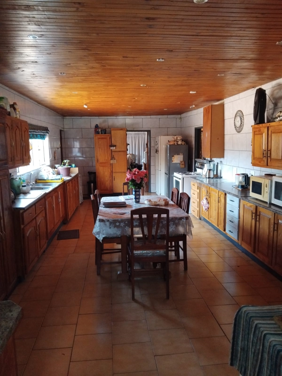 4 Bedroom Property for Sale in Mullerstuine Gauteng