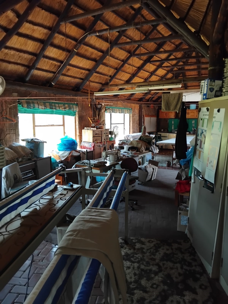 4 Bedroom Property for Sale in Mullerstuine Gauteng