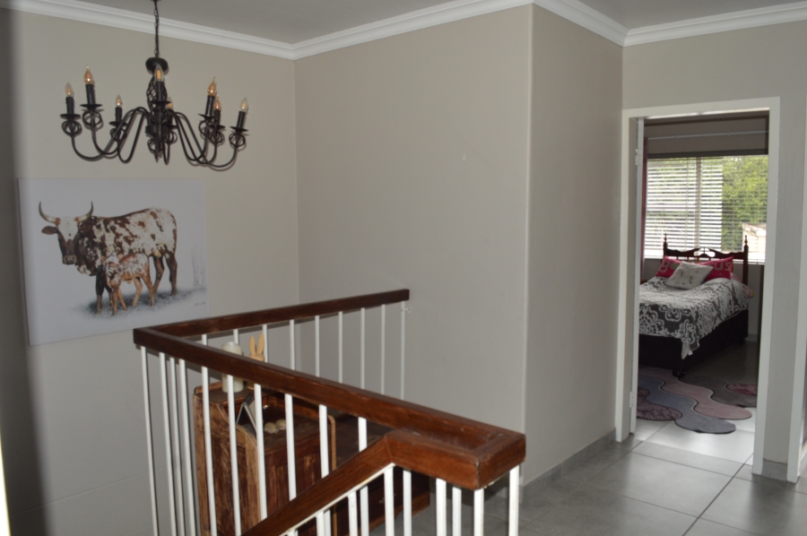 4 Bedroom Property for Sale in Three Rivers Proper Gauteng