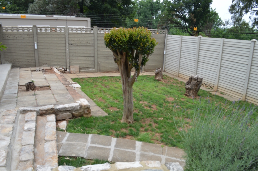 4 Bedroom Property for Sale in Three Rivers Proper Gauteng