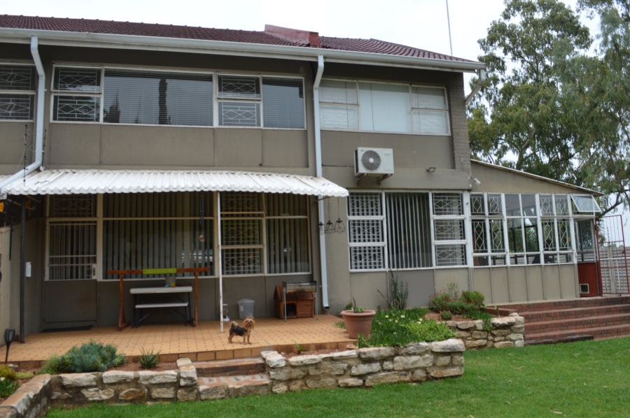 4 Bedroom Property for Sale in Three Rivers Proper Gauteng