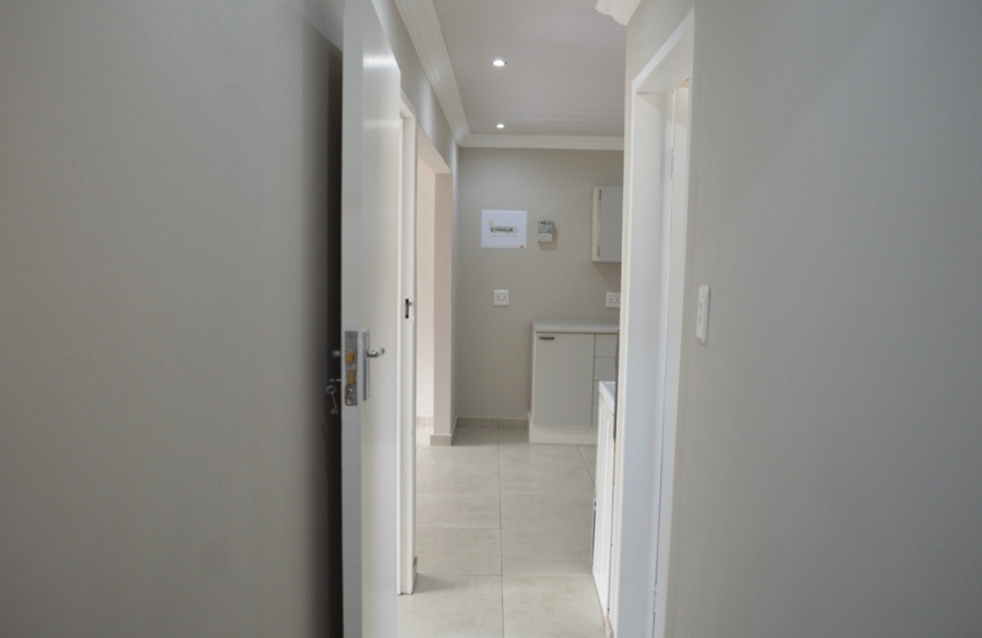 4 Bedroom Property for Sale in Three Rivers Proper Gauteng