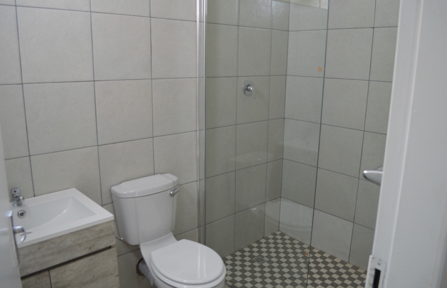 4 Bedroom Property for Sale in Three Rivers Proper Gauteng