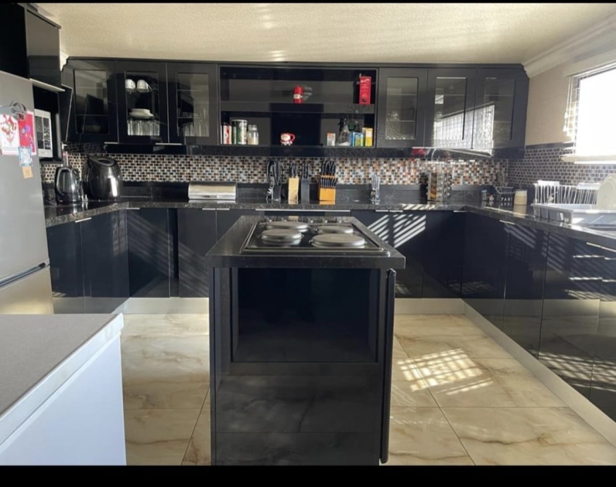 4 Bedroom Property for Sale in Arcon Park Gauteng