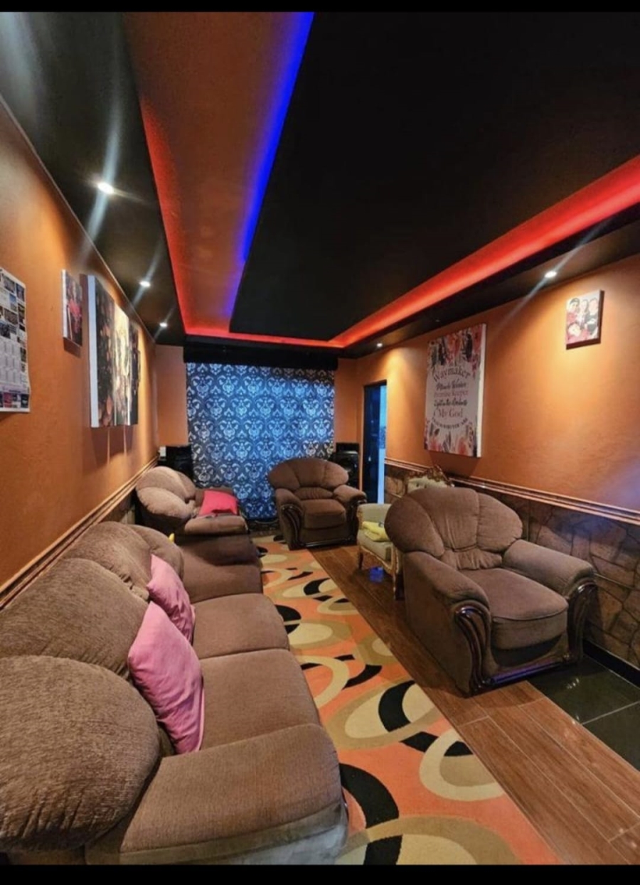 4 Bedroom Property for Sale in Arcon Park Gauteng