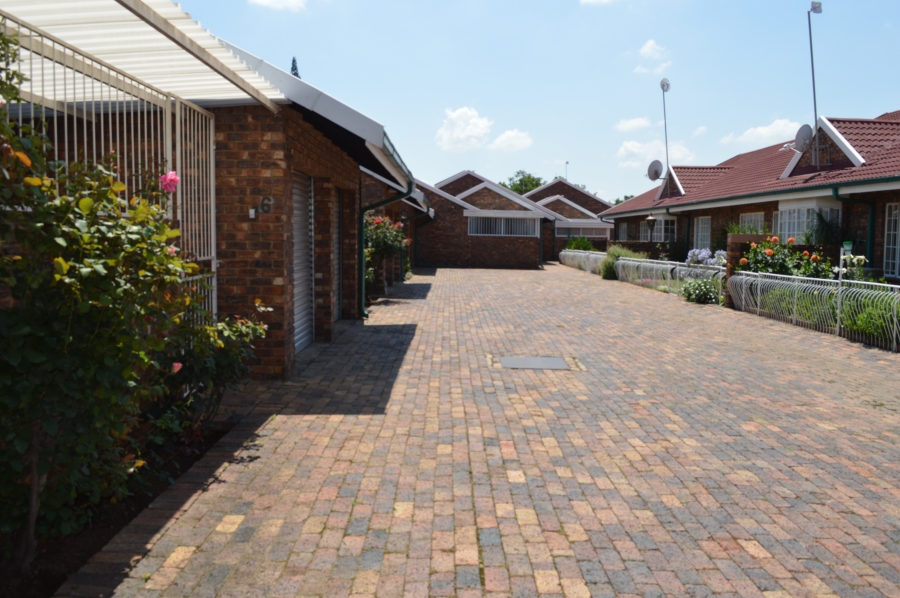 3 Bedroom Property for Sale in Three Rivers Gauteng
