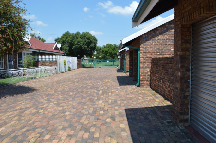 3 Bedroom Property for Sale in Three Rivers Gauteng