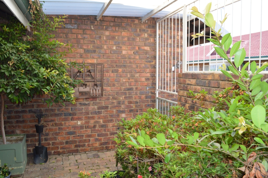 3 Bedroom Property for Sale in Three Rivers Gauteng