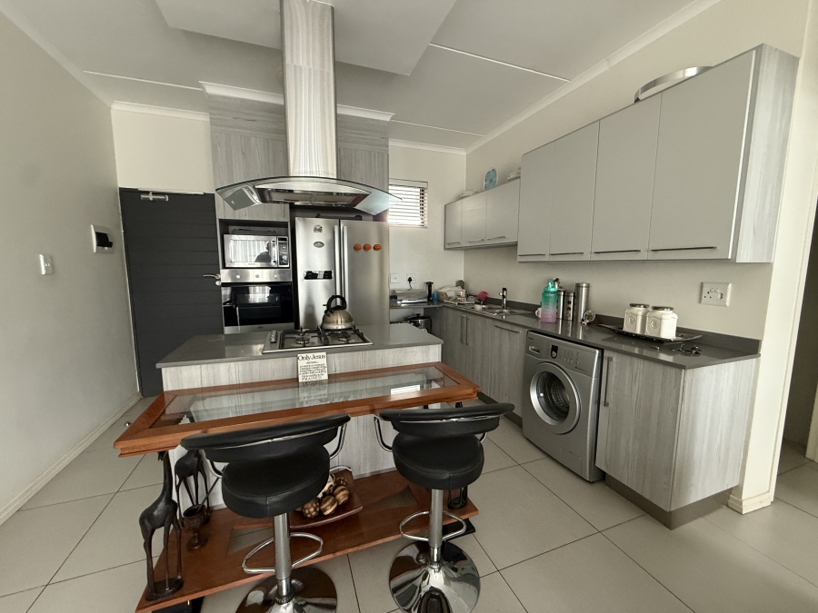 2 Bedroom Property for Sale in Carlswald Gauteng
