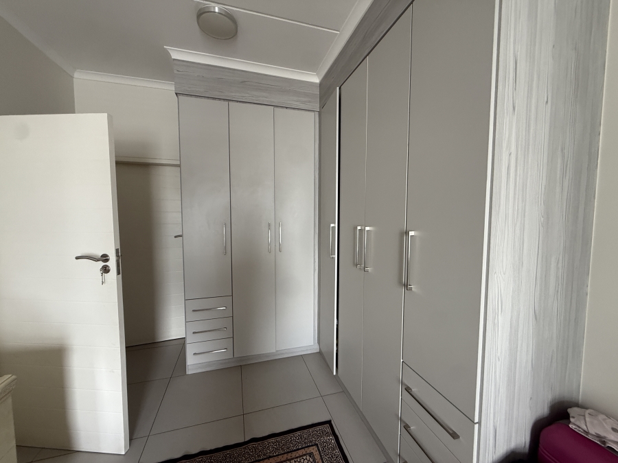 2 Bedroom Property for Sale in Carlswald Gauteng