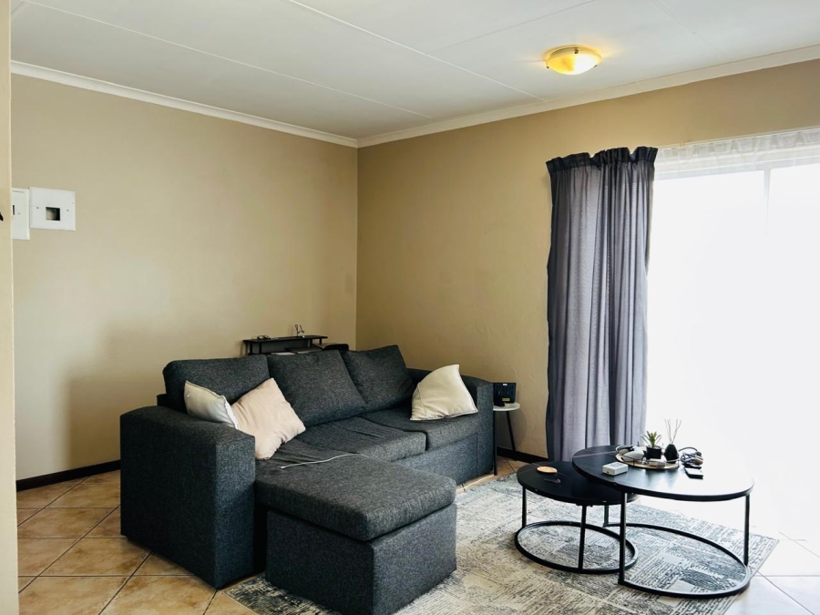 2 Bedroom Property for Sale in Greenhills Gauteng