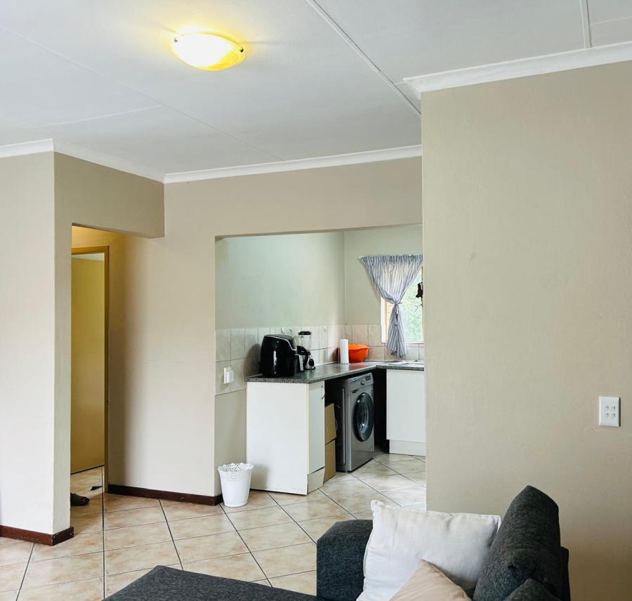 2 Bedroom Property for Sale in Greenhills Gauteng
