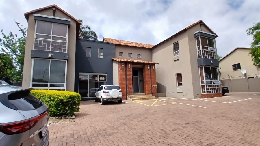 Commercial Property for Sale in Eldoraigne Gauteng