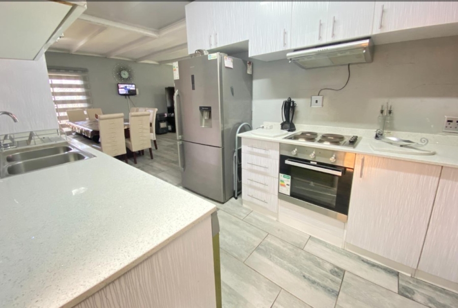 4 Bedroom Property for Sale in Evans Park Gauteng