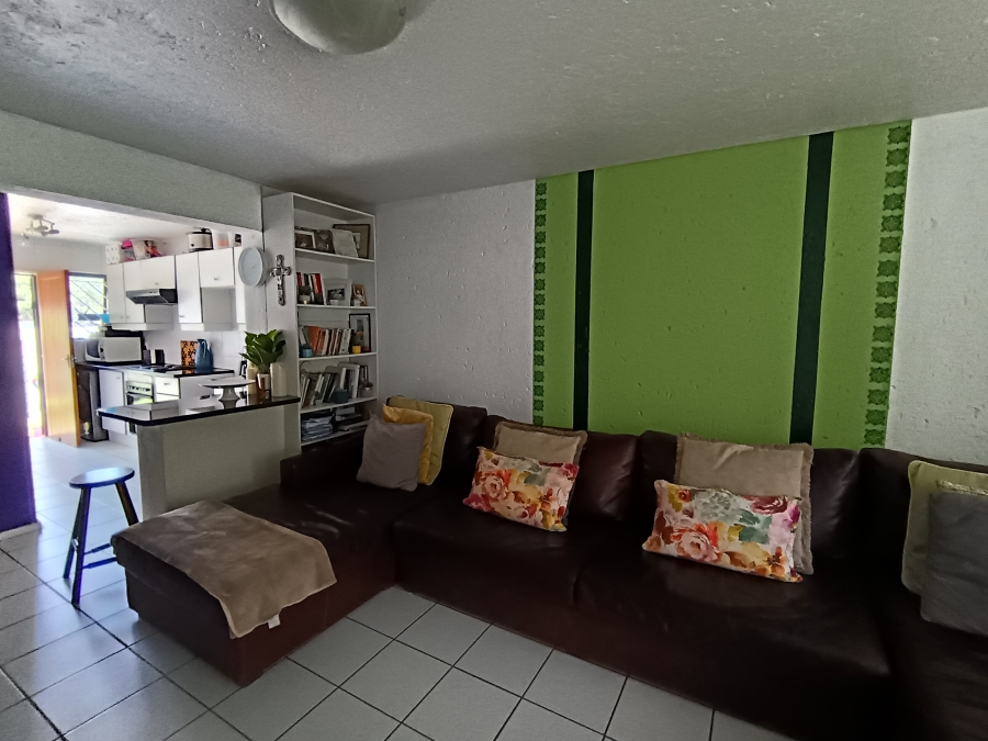 2 Bedroom Property for Sale in Bassonia Gauteng