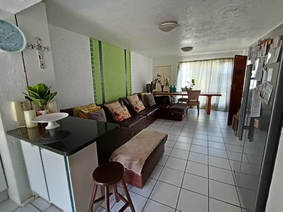 2 Bedroom Property for Sale in Bassonia Gauteng