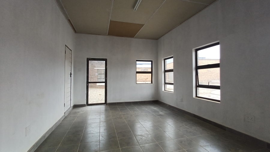 To Let commercial Property for Rent in Meyerton Central Gauteng