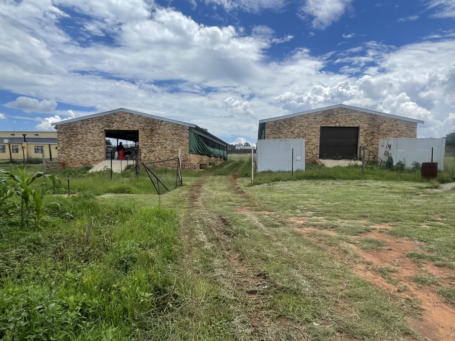 7 Bedroom Property for Sale in Homestead Apple Orchards Gauteng